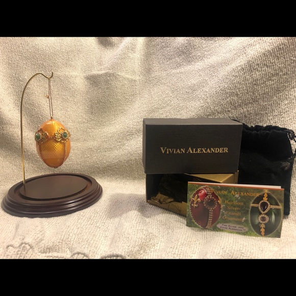 Rare collection of 27 Vivian Alexander ornaments - Picture 11 of 15